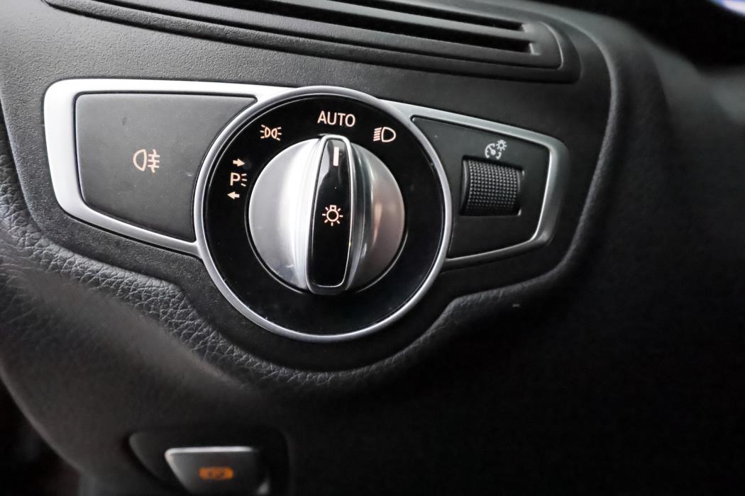 MERCEDES-BENZ C 2016