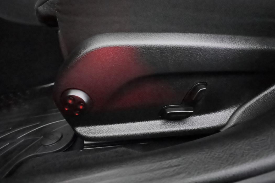 MERCEDES-BENZ C 2016