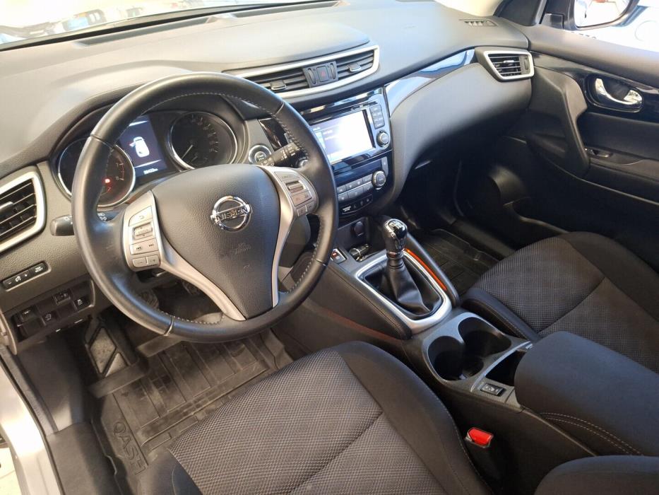 NISSAN Qashqai 2017