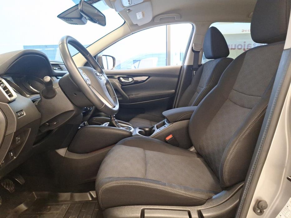 NISSAN Qashqai 2017
