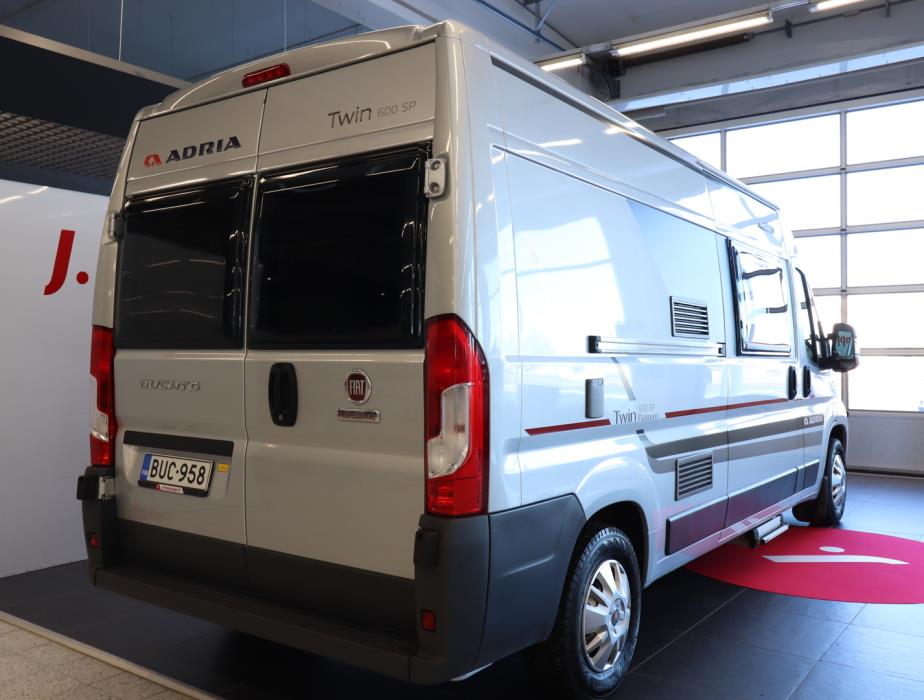 ADRIA TWIN 600 SP PLATINUM 2017
