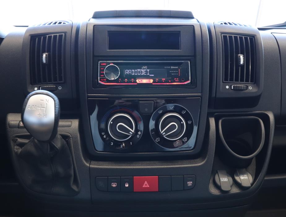 ADRIA TWIN 600 SP PLATINUM 2017