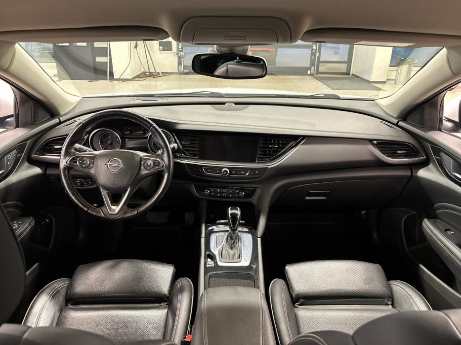 OPEL Insignia 2018