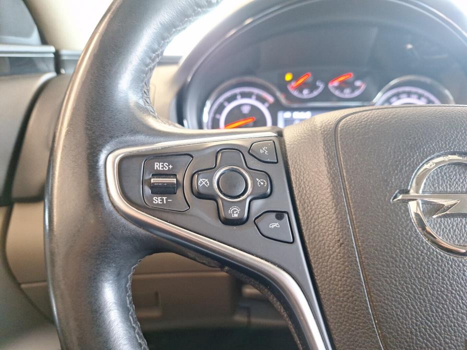 OPEL Insignia 2015