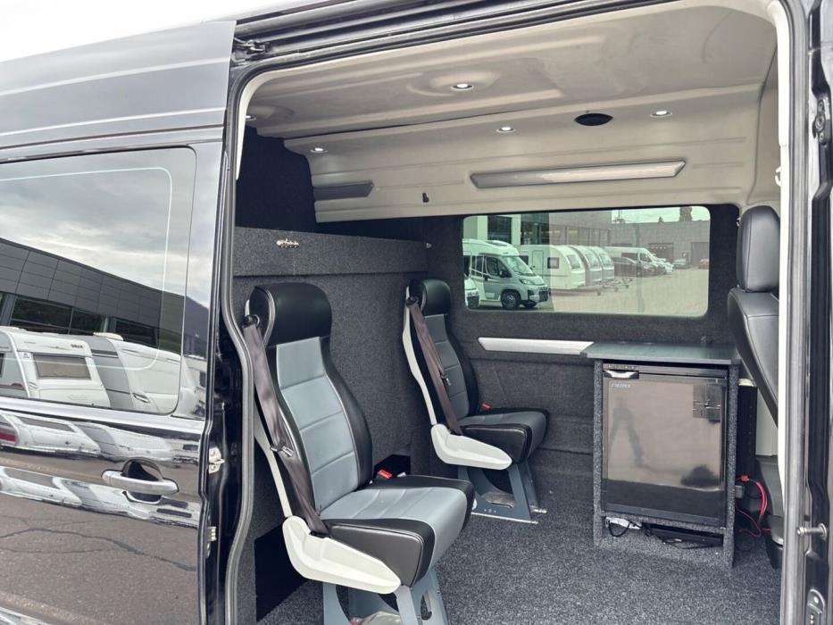 VOLKSWAGEN Crafter 2020