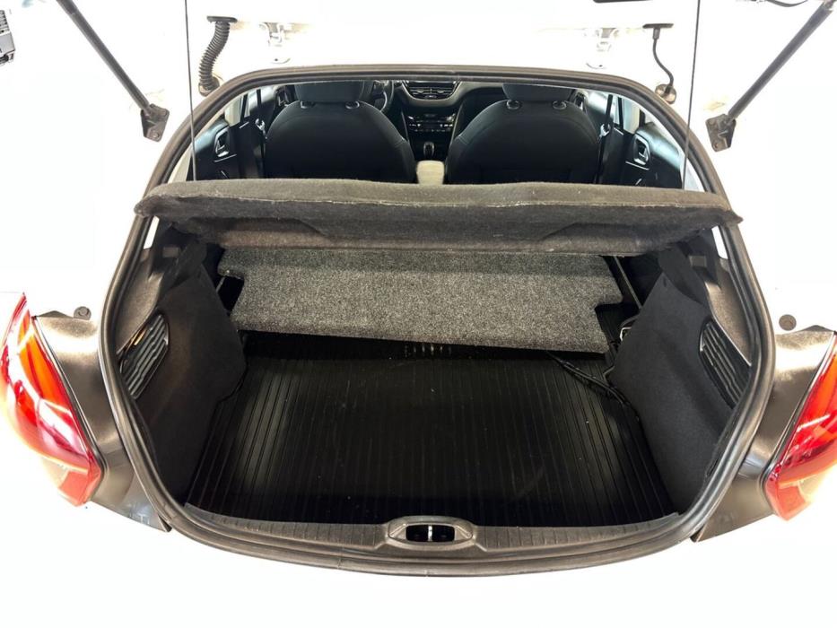 PEUGEOT 208 2019