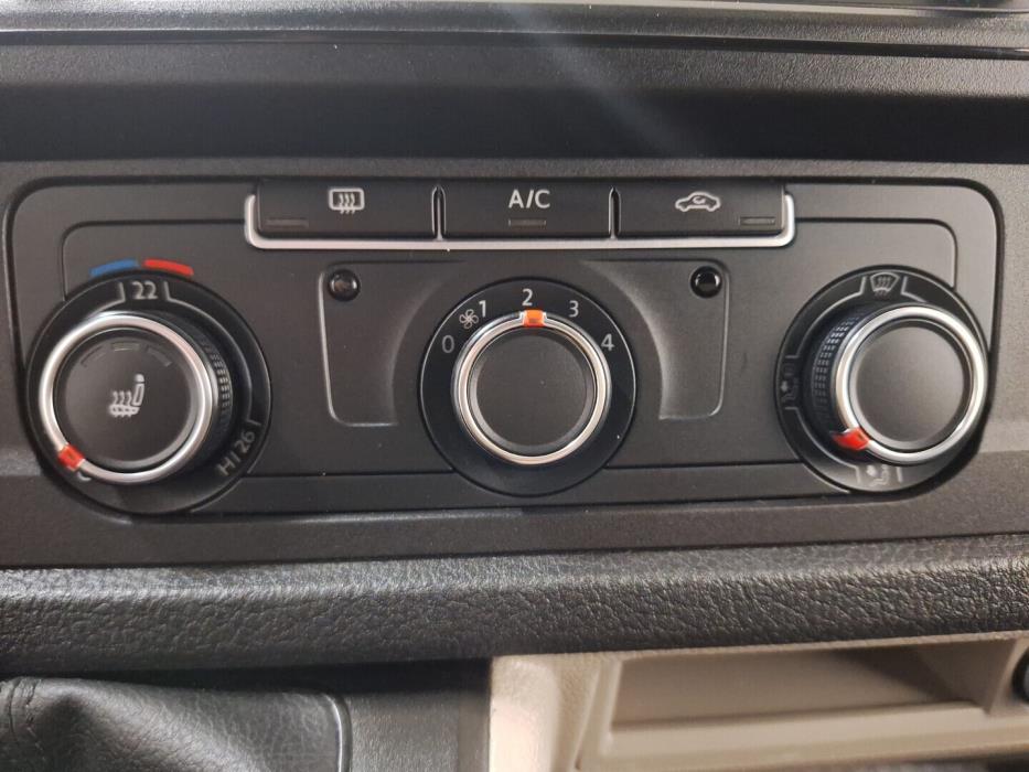 VOLKSWAGEN Transporter 2019