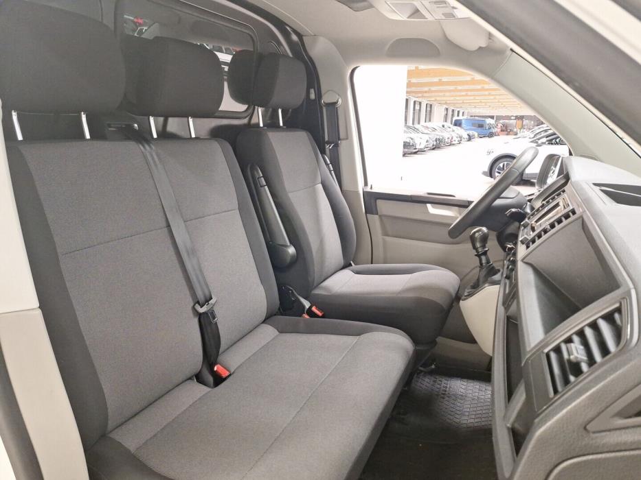 VOLKSWAGEN Transporter 2019