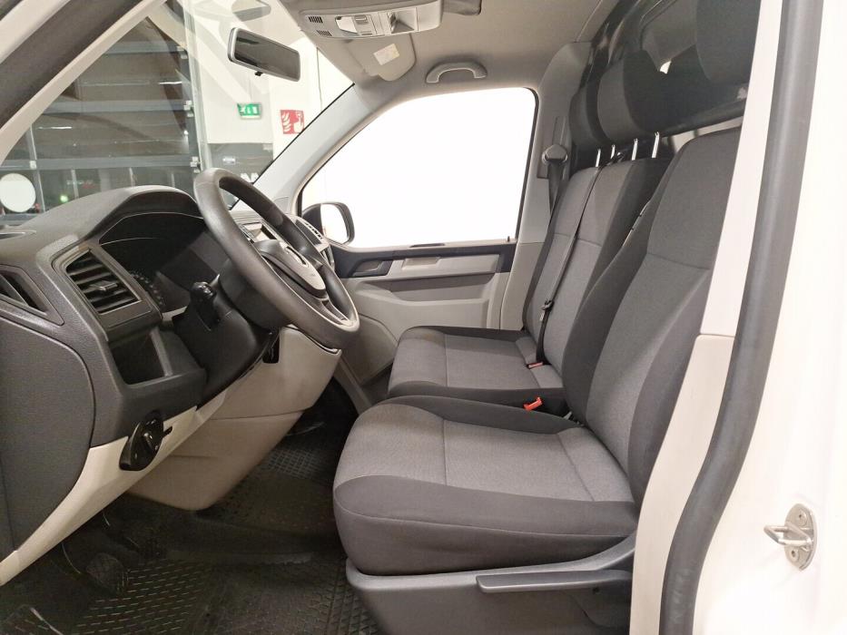 VOLKSWAGEN Transporter 2019