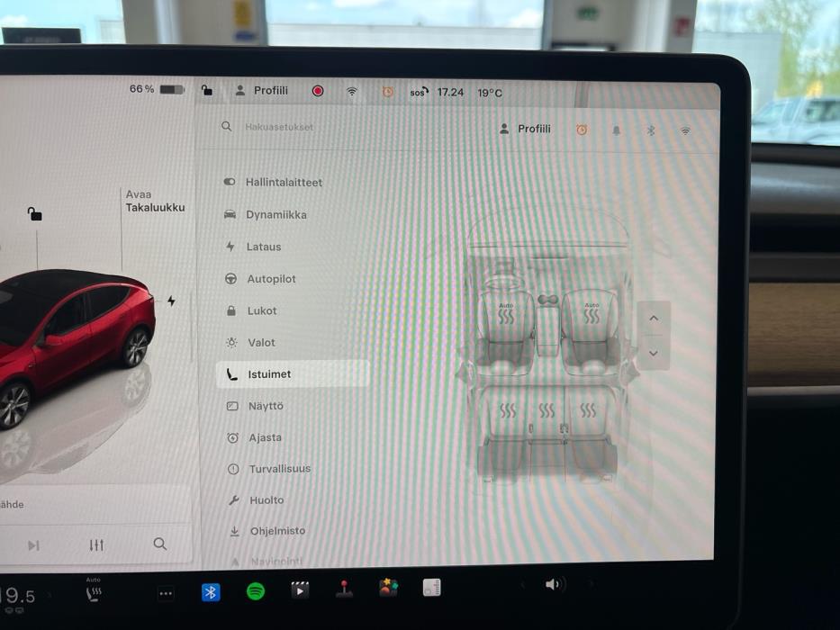 TESLA Model Y 2022