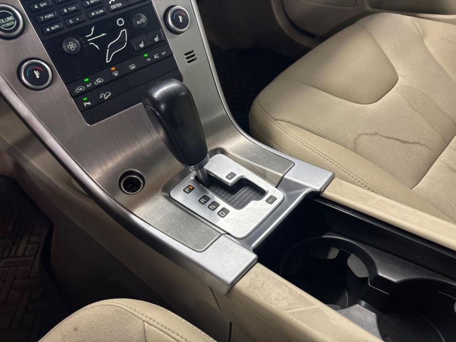 VOLVO XC60 2009