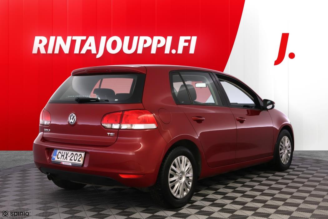 VOLKSWAGEN Golf 2010