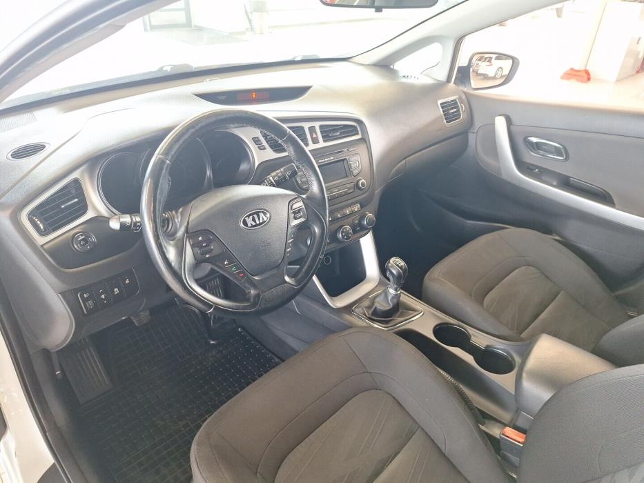 KIA cee'd 2013