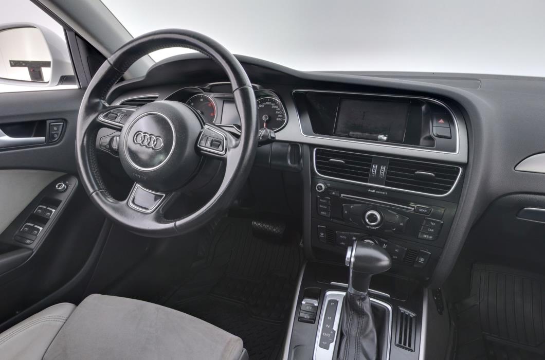 AUDI A4 allroad quattro 2012