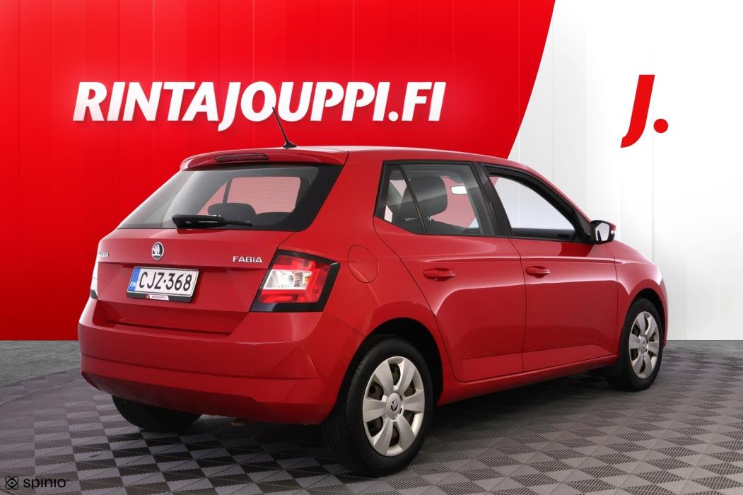SKODA Fabia 2015