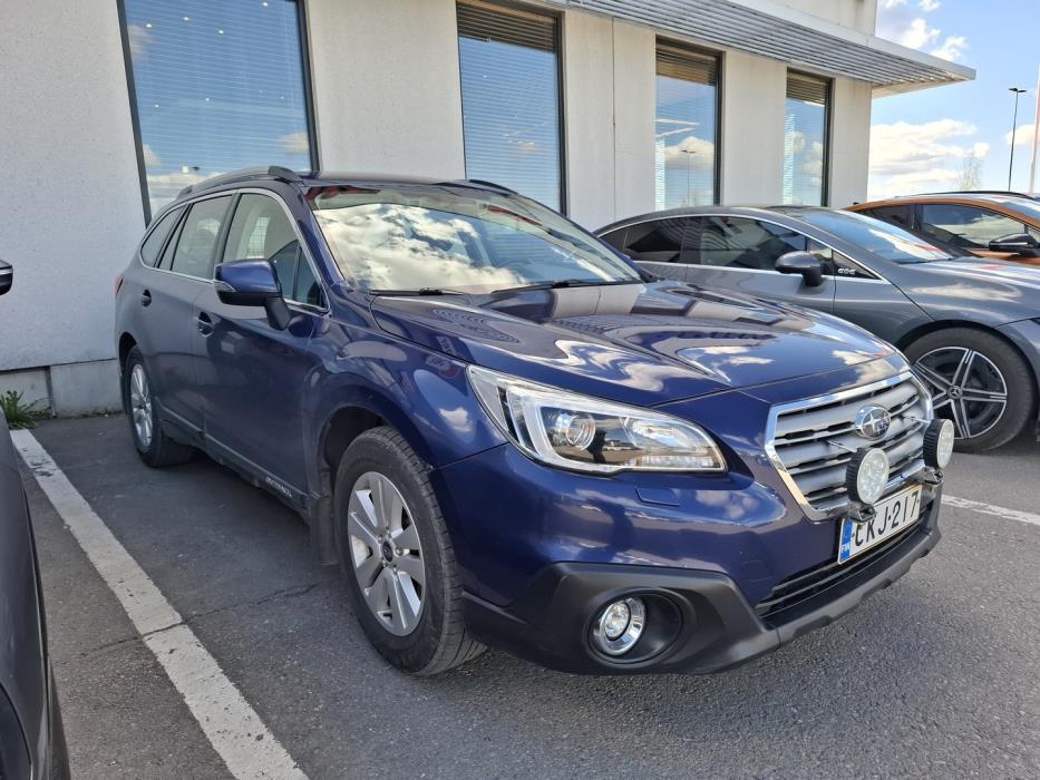 SUBARU Outback 2016