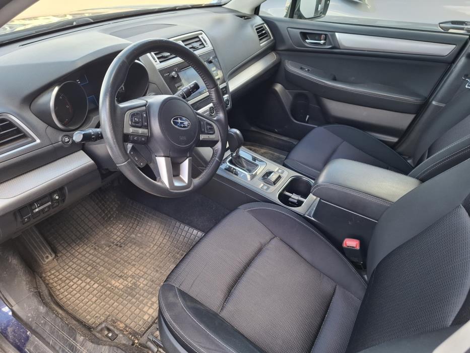 SUBARU Outback 2016