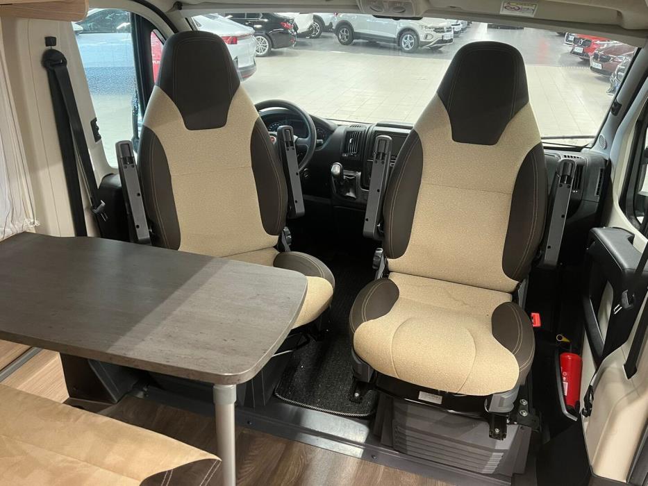 PÖSSL Roadcar VAN R 640 2019