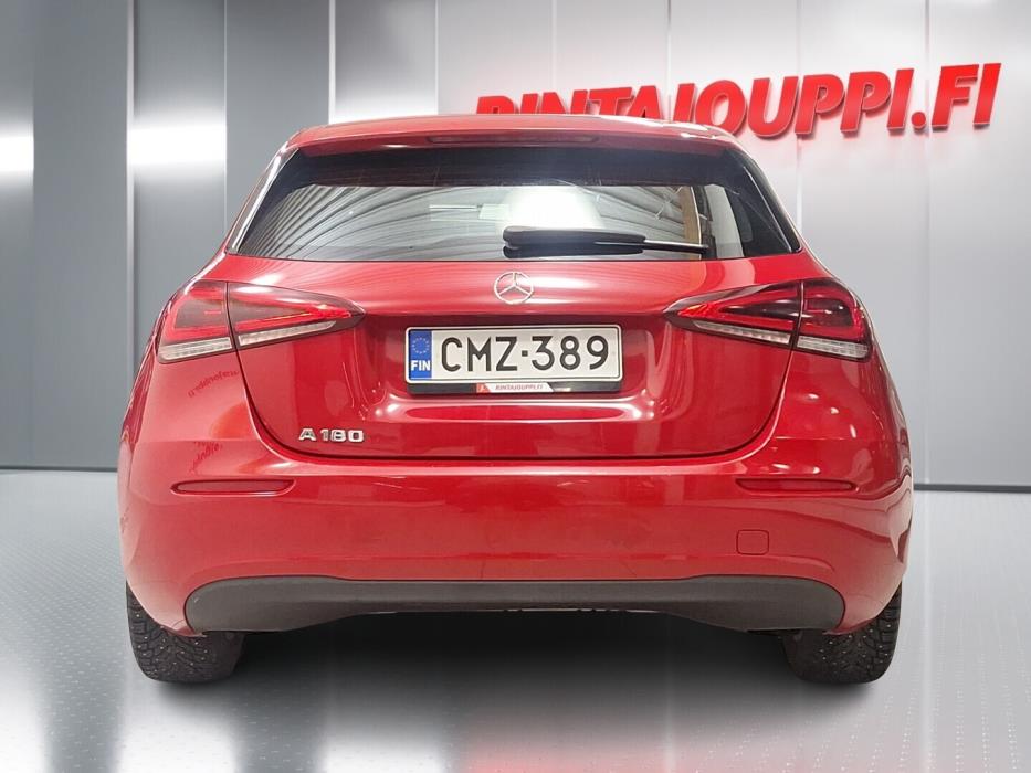 MERCEDES-BENZ A 2019