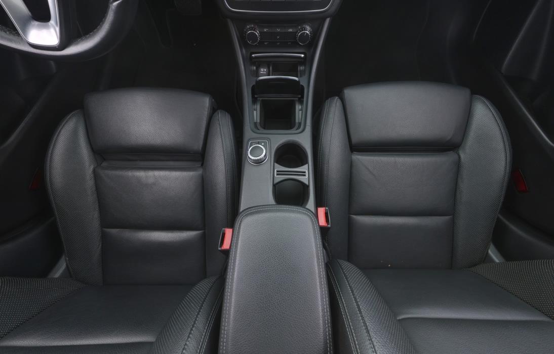 MERCEDES-BENZ CLA 2017