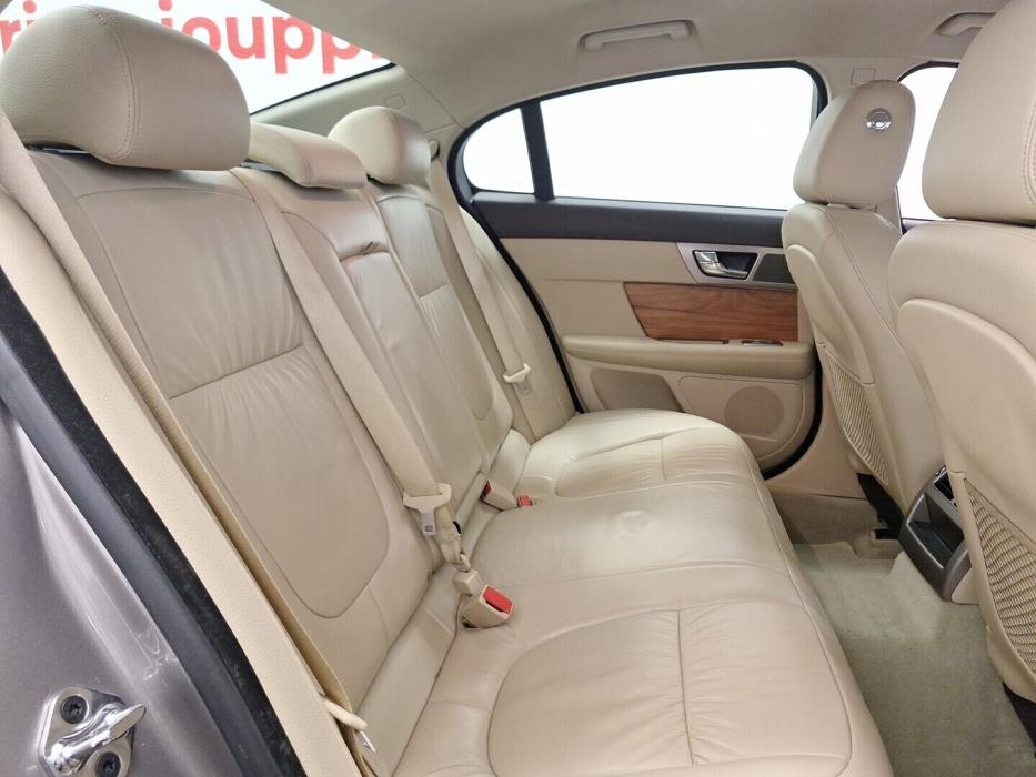 JAGUAR XF 2009