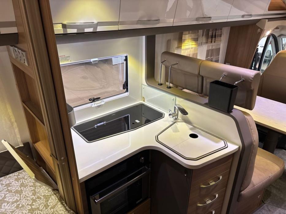 ADRIA Coral Supreme 670 SLT 2019