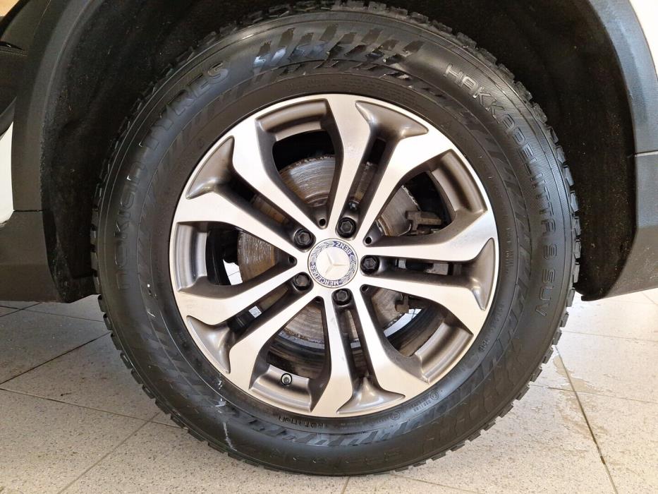 MERCEDES-BENZ GLC 2016