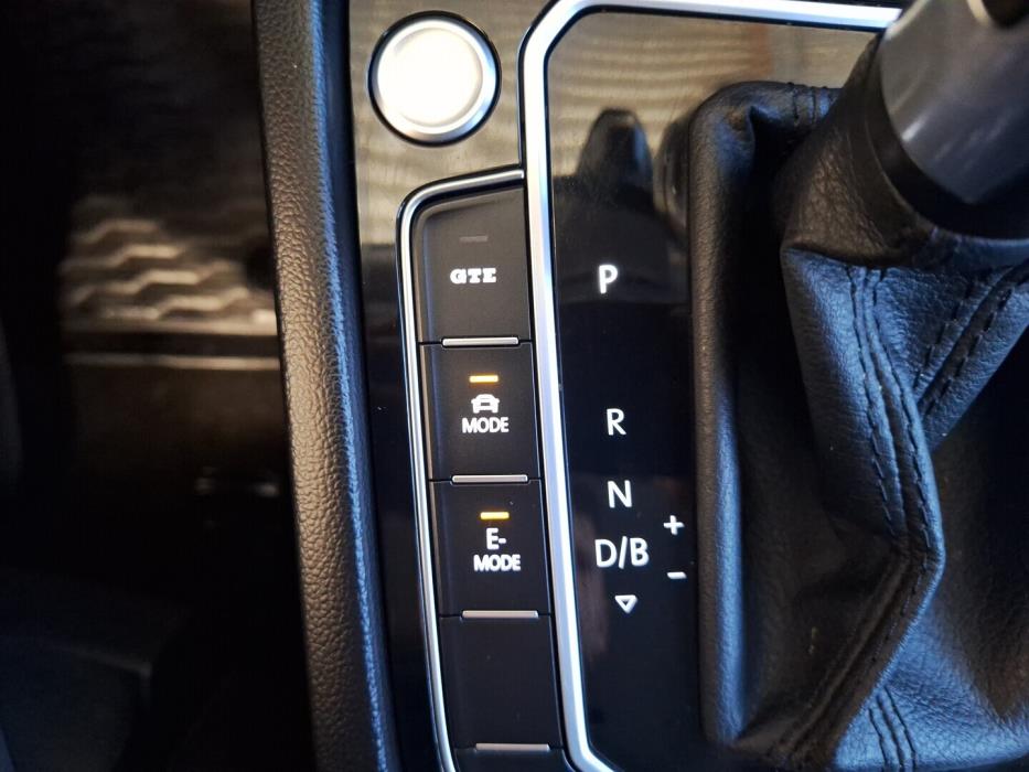 VOLKSWAGEN Passat 2020