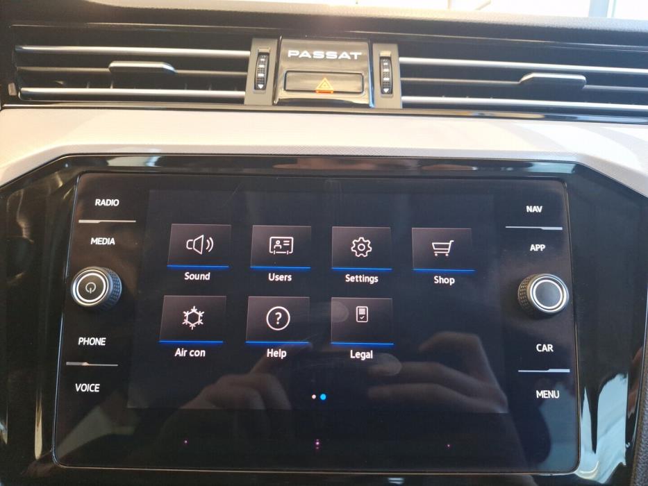 VOLKSWAGEN Passat 2020