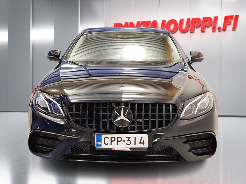 MERCEDES-BENZ E 2018