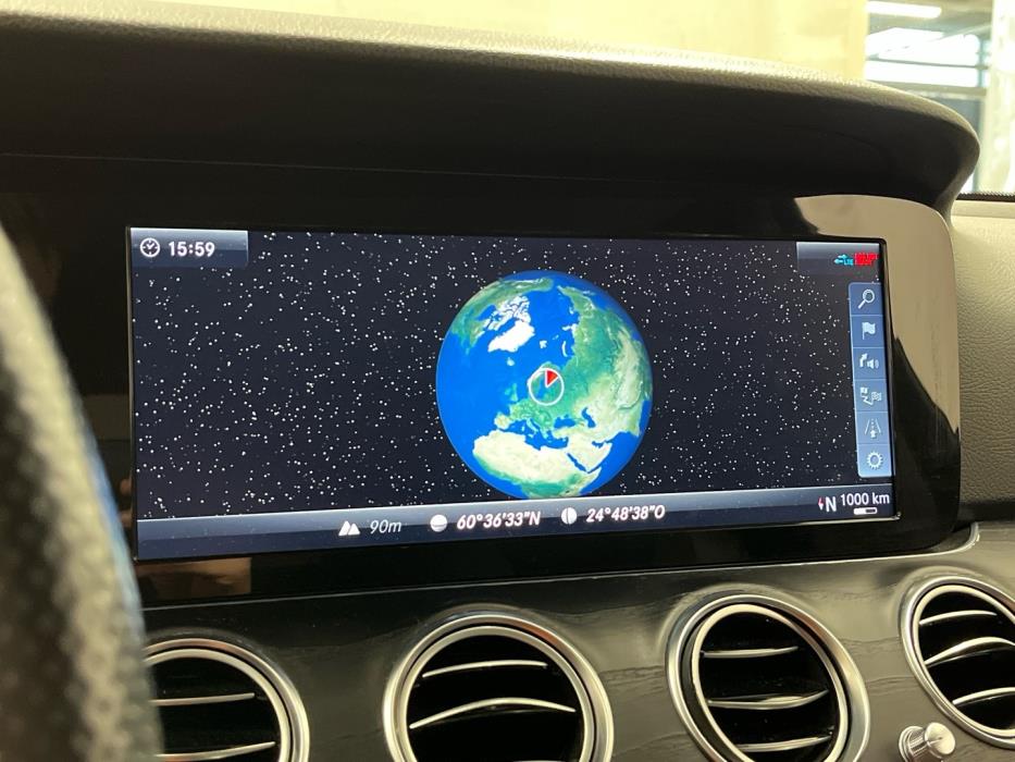 MERCEDES-BENZ E 2018