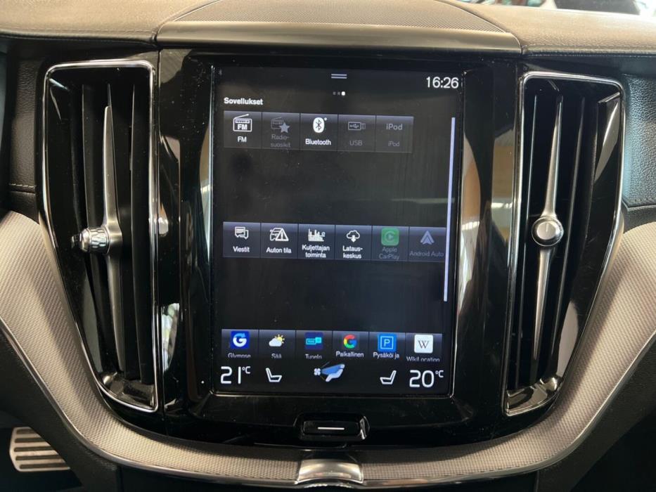 VOLVO XC60 2019