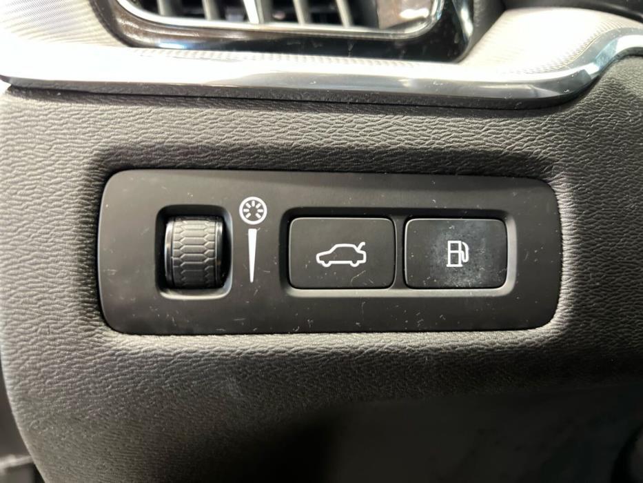 VOLVO XC60 2019