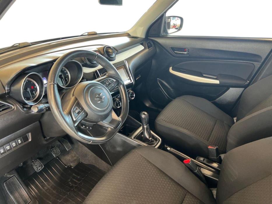 SUZUKI Swift 2019