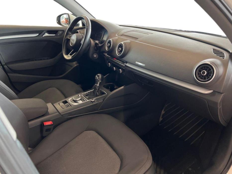 AUDI A3 2017