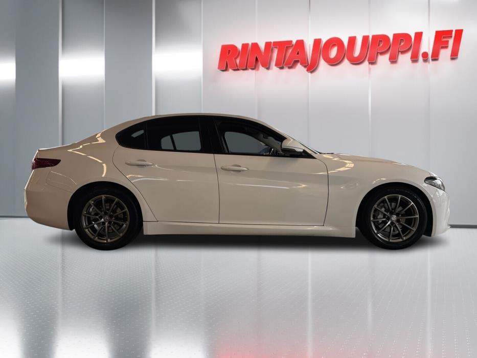 ALFA ROMEO Giulia 2017