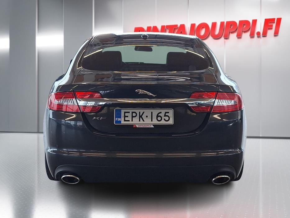 JAGUAR XF 2012