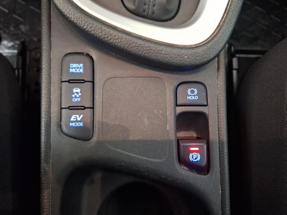 TOYOTA Yaris Cross 2022