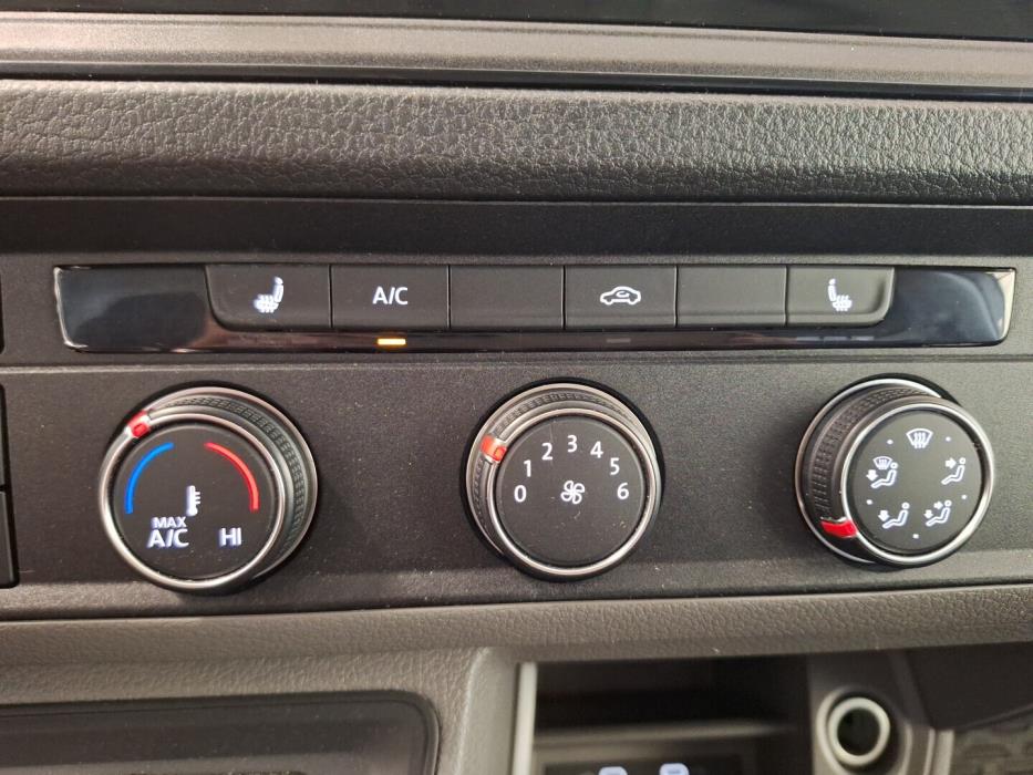 VOLKSWAGEN Crafter 2022