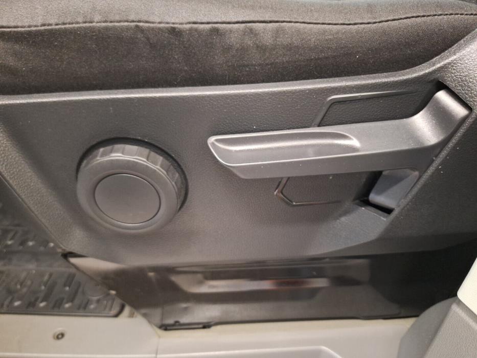 VOLKSWAGEN Crafter 2022