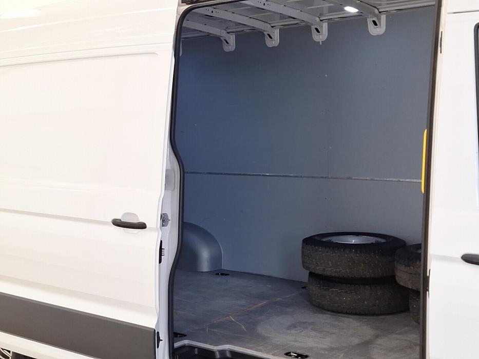 VOLKSWAGEN Crafter 2022