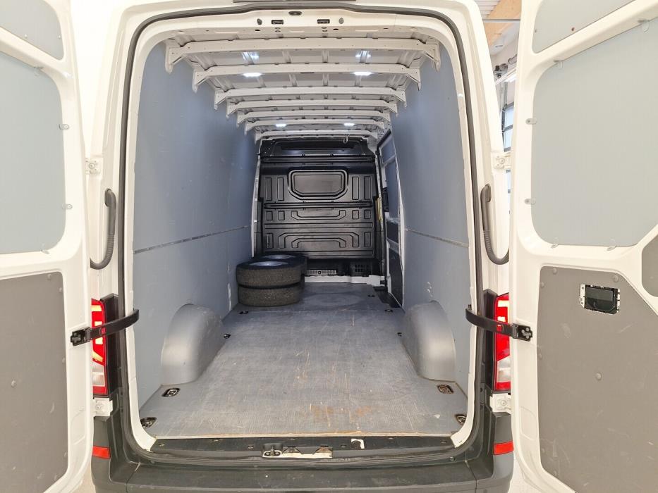 VOLKSWAGEN Crafter 2022