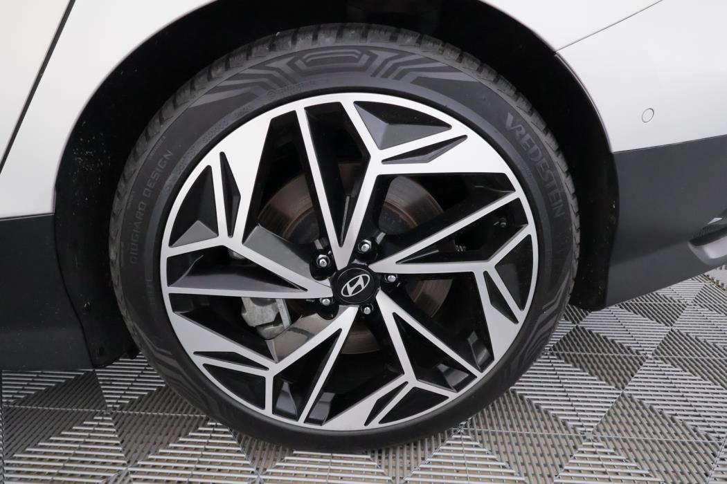HYUNDAI IONIQ 6 2023