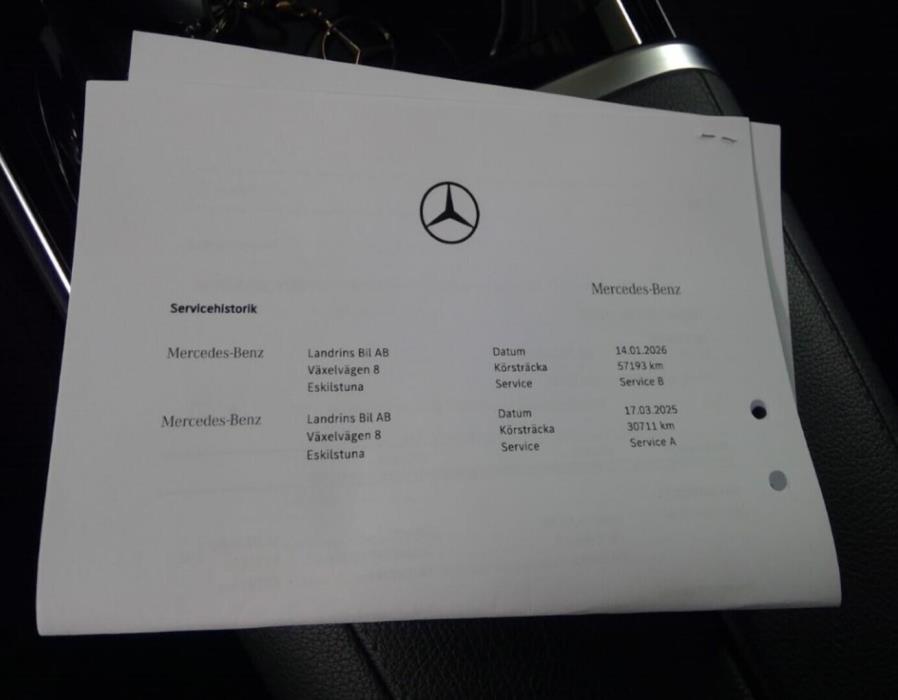 MERCEDES-BENZ EQE 2024