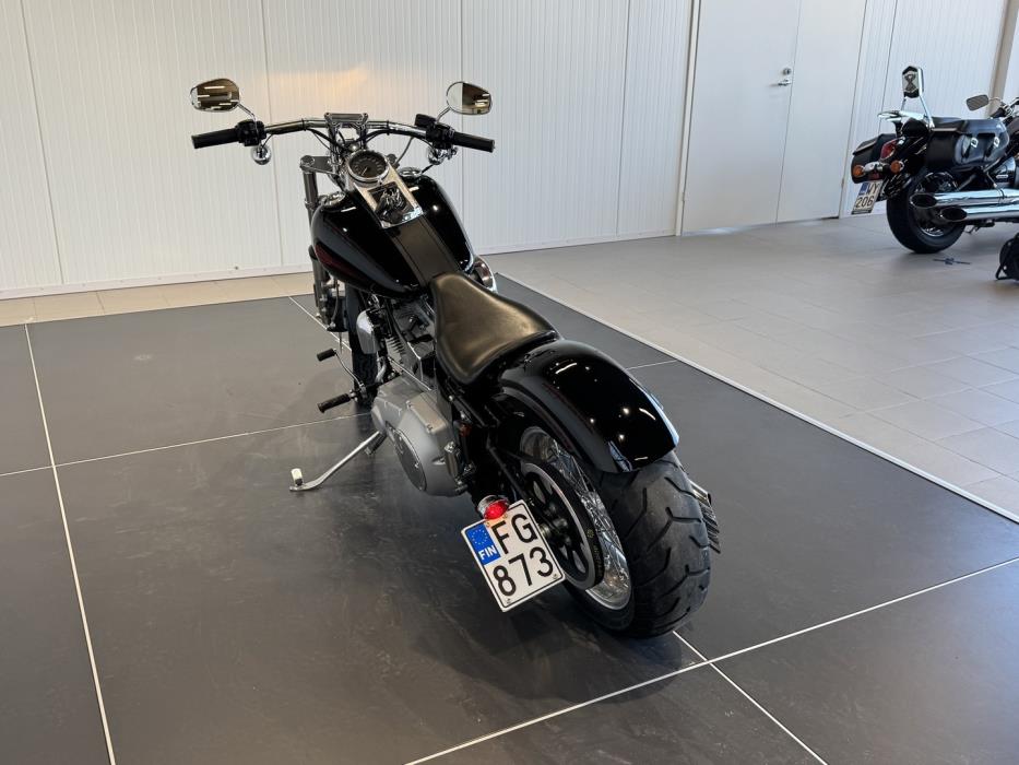 HARLEY-DAVIDSON SOFTAIL 2005