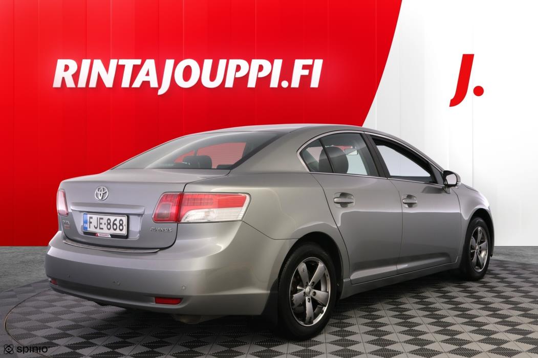 TOYOTA Avensis 2009