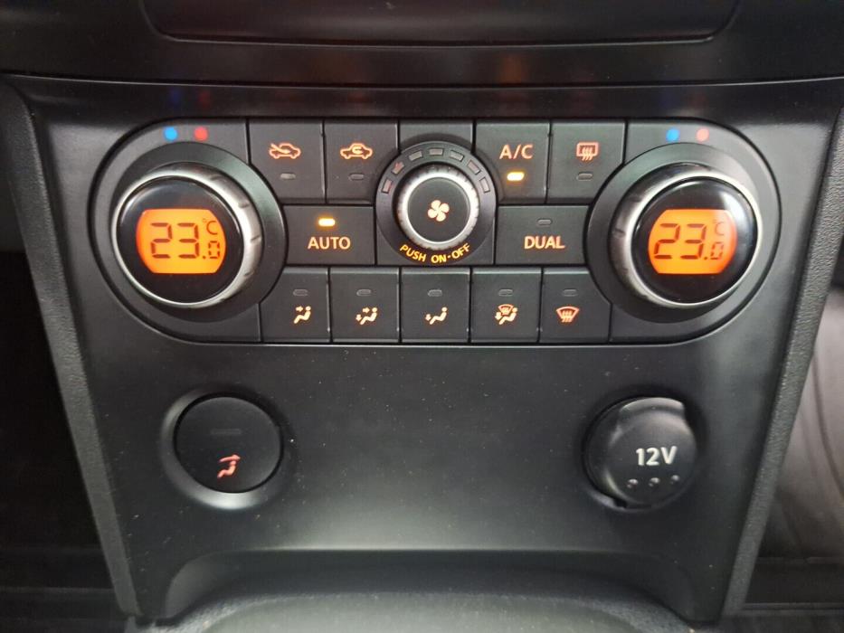 NISSAN Qashqai 2009