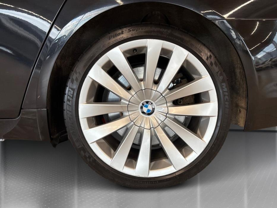 BMW 750 2009