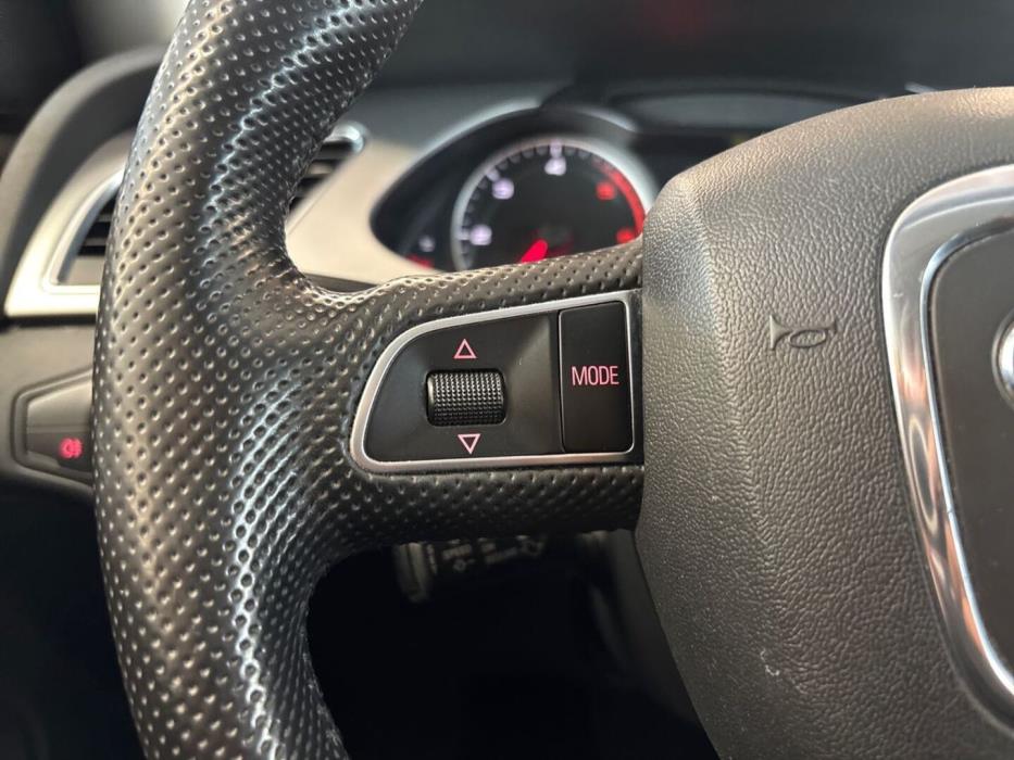 AUDI A4 2010