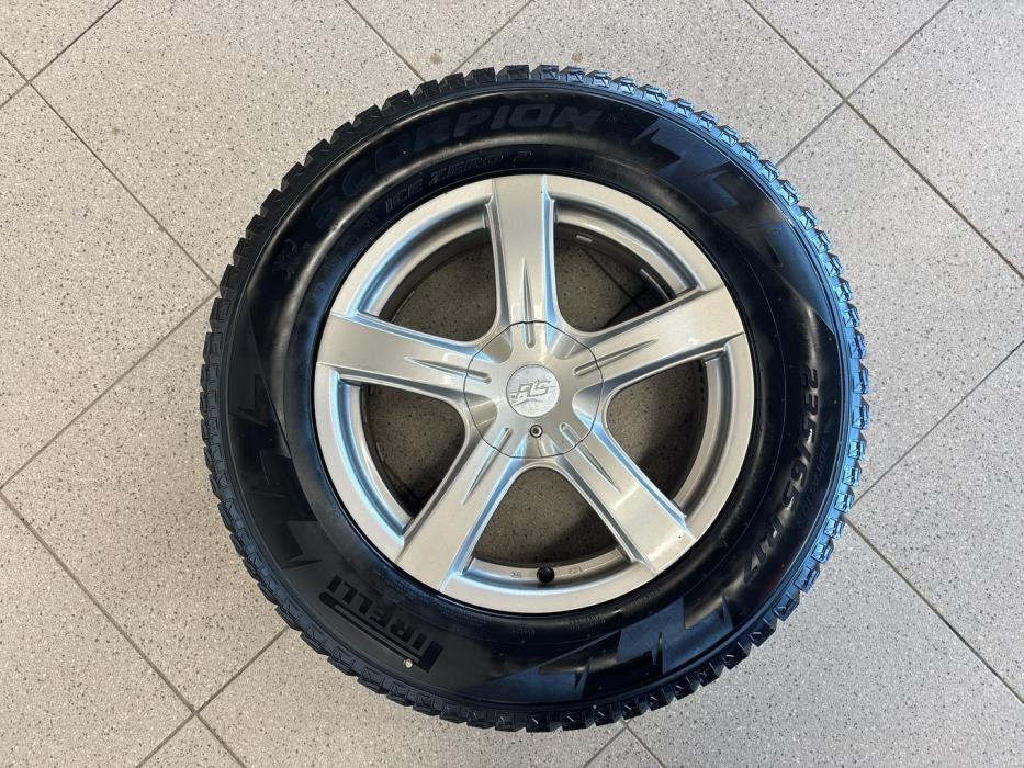 VOLVO XC60 2010